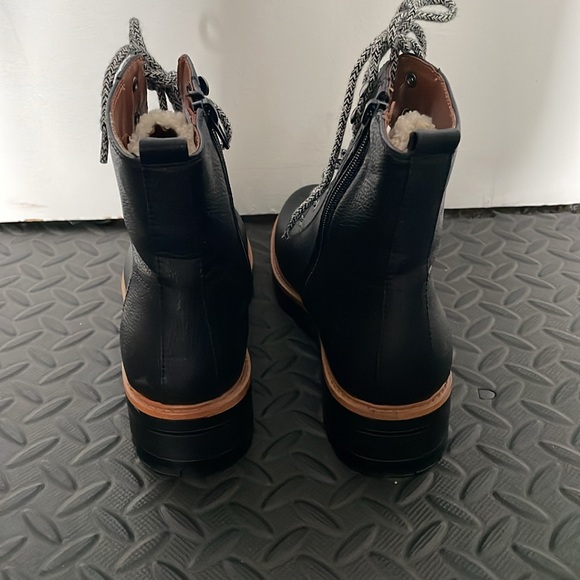 Indigo Rd. Combat Boots - Black - size 7M - Picture 3 of 5